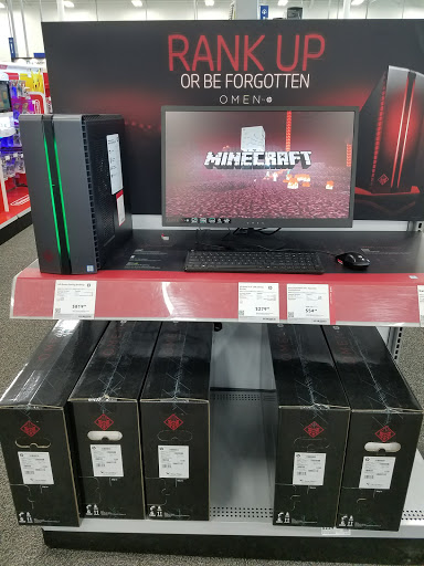 Shopping Mall «River Valley Mall», reviews and photos, 1635 River Valley Cir S, Lancaster, OH 43130, USA