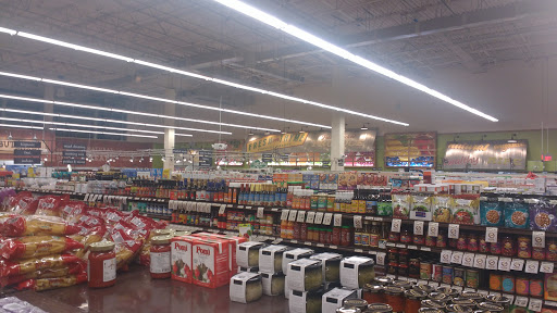 Grocery Store «Fresh Thyme Farmers Market- 82nd», reviews and photos, 4225 E 82nd St, Indianapolis, IN 46250, USA