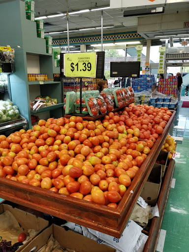 Grocery Store «Pueblo Meat Market - Newark NJ», reviews and photos, 880 Mt Prospect Ave # 1, Newark, NJ 07104, USA