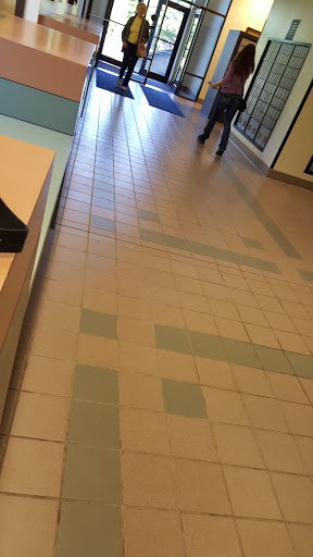 Post Office «United States Postal Service», reviews and photos, 103 W Powell Blvd, Gresham, OR 97030, USA