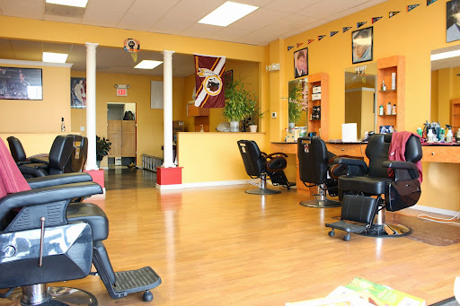 Barber Shop «Whittier Barber Shop», reviews and photos, 2401 Whittier Dr # J, Frederick, MD 21702, USA