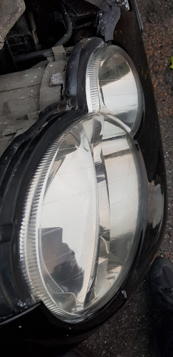 Reviews of Auto Brights Headlight Restoration in Brighton - Auto repair shop