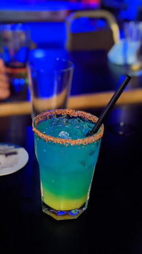 Night Club «Westside Station Restaurant», reviews and photos, 610 Edgewater St NW, Salem, OR 97304, USA