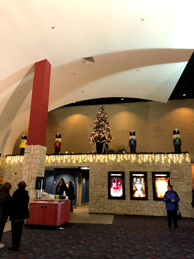 Movie Theater «Regal Fossil Creek 11», reviews and photos, 6100 N Fwy Service Rd E, Fort Worth, TX 76137, USA