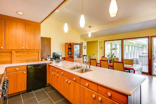 Real Estate Agency «Sally English, Associate Broker, Realty Associates of Atlanta LLC», reviews and photos, 3350 Northlake Pkwy NE, Atlanta, GA 30345, USA