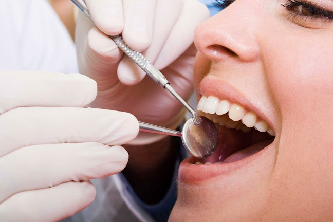 CLÍNICA DENTAL ALACER - Dentista