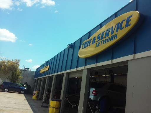 Tire Shop «Goodyear Auto Service Center», reviews and photos, 3690 Bird Rd, Coral Gables, FL 33133, USA