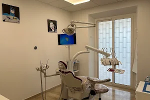 Studio Dentistico Dott.Lelio Leli image
