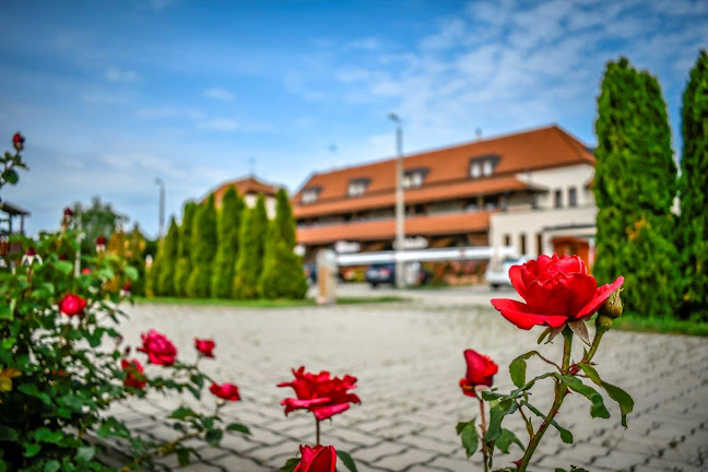 Rózsa Csárda-Huber Hotel - Szálloda