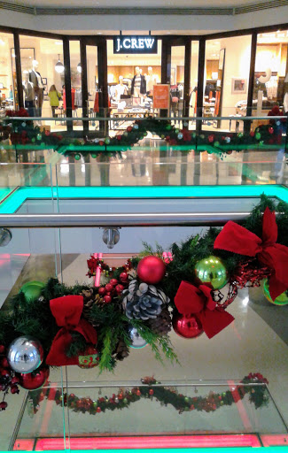 Shopping Mall «Chevy Chase Pavilion», reviews and photos, 5335 Wisconsin Ave NW, Washington, DC 20015, USA