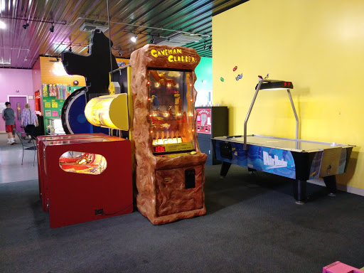 Amusement Center «Crown Point Family Fun Center», reviews and photos, 1301 Merrillville Rd, Crown Point, IN 46307, USA