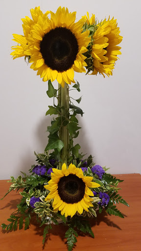 Florist «Florals From The Heart», reviews and photos, 224 Whippoorwill Dr, Raynham, MA 02767, USA