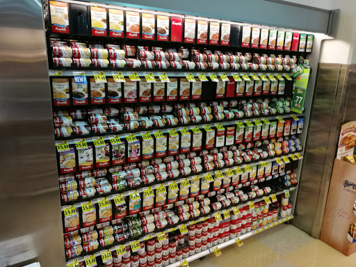 Grocery Store «Harris Teeter», reviews and photos, 500 Oberlin Rd, Raleigh, NC 27605, USA