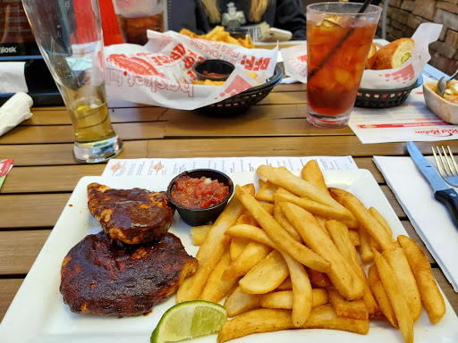 Red Robin Gourmet Burgers and Brews image