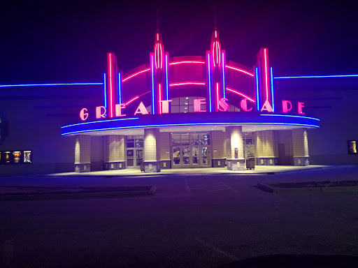 Movie Theater «Regal Cinemas River Falls 12», reviews and photos, 951 E Lewis and Clark Pkwy, Clarksville, IN 47129, USA