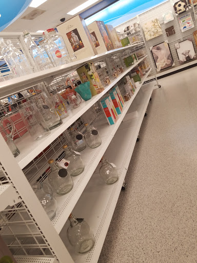 Clothing Store «Ross Dress for Less», reviews and photos, 200 Hamilton Commons, Mays Landing, NJ 08330, USA