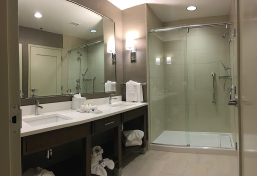 Hotel «DoubleTree by Hilton Hotel Reading», reviews and photos, 701 Penn St, Reading, PA 19601, USA