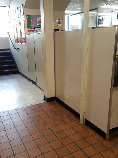 Grocery Store «Schnucks», reviews and photos, 109 N Mattis Ave, Champaign, IL 61821, USA