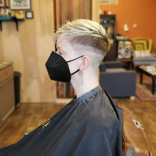 Barber Shop «Traunik Barbershop», reviews and photos, 4022 N Wilson Dr, Shorewood, WI 53211, USA