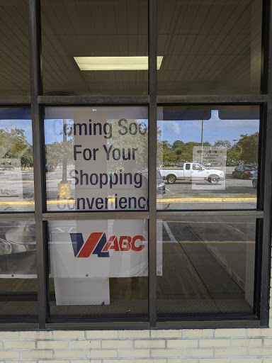 Liquor Store «Virginia ABC», reviews and photos, 2301 Colley Ave Suite M, Norfolk, VA 23517, USA