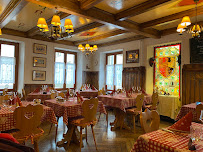 Atmosphère du Restaurant de spécialités alsaciennes L'Agneau d'Or à Obernai - n°11