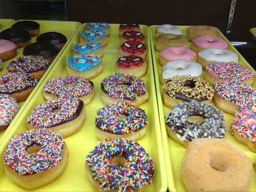 Donut Shop «Donut Plaza Plus», reviews and photos, 2113 Harwood Rd, Bedford, TX 76021, USA
