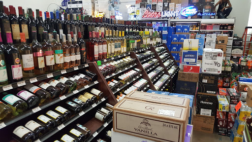 Liquor Store «Liquor Warehouse», reviews and photos, 2125 E Division St, Arlington, TX 76011, USA
