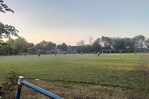 Lapangan Sepakbola Limbe Kedubgpandan Jabon Sidoarjo image