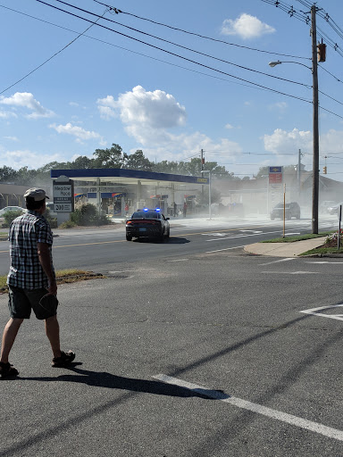 Liquor Store «Lighthouse Liquors», reviews and photos, 199 N Main St, East Longmeadow, MA 01028, USA