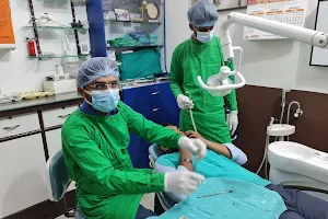 Dr Kamlesh Kumar (Ramanuj Multi-Speciality Dental Clinic) - Dentist in Begusarai image