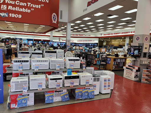 Appliance Store «P.C. Richard & Son», reviews and photos, 1685 Old Country Rd, Riverhead, NY 11901, USA