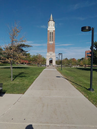 Oakland University Department of University Housing