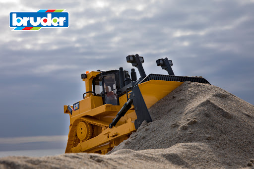 Warehouse «Bruder Toys America, Inc.», reviews and photos, 4950 W 145th St, Hawthorne, CA 90250, USA