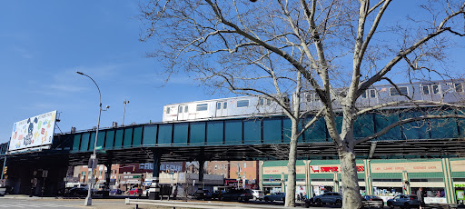 Auto Parts Store «Advance Auto Parts», reviews and photos, 4802 Queens Blvd, Woodside, NY 11377, USA