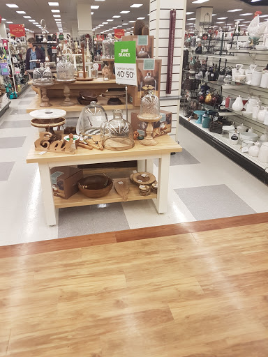 Department Store «T.J. Maxx and HomeGoods», reviews and photos, 649 Broadway, Bangor, ME 04401, USA
