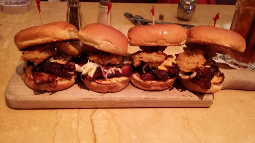 Restaurant «The Cheesecake Factory», reviews and photos, 5000 Shelbyville Rd, Louisville, KY 40207, USA