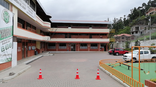 Escuela de conduccion Sindicato de choferes Gualaceo