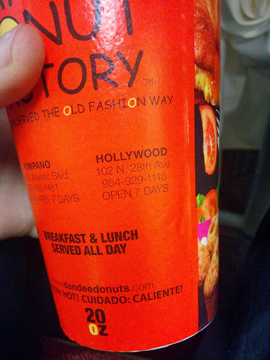 Donut Shop «Dandee Donuts Factory», reviews and photos, 102 N 28th Ave, Hollywood, FL 33020, USA