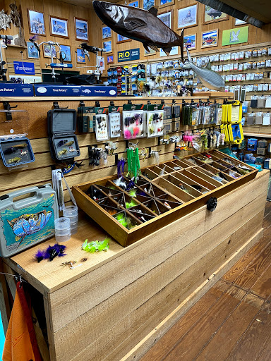 Outdoor Sports Store «Southern Drawl Outfitters», reviews and photos, 1533 Fording Island Rd, Hilton Head Island, SC 29926, USA