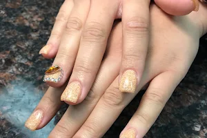 Regal Nails, Salon & Spa image