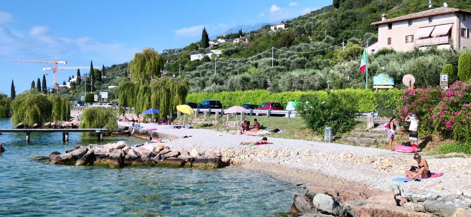 Photo de Torri del Benaco Beach avec un niveau de propreté de très propre
