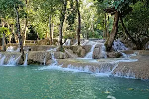 Tat Sae Waterfalls image