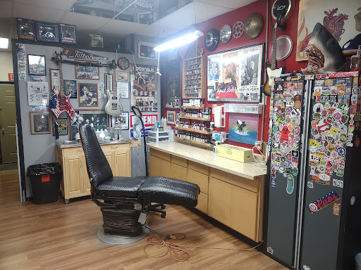 Explore american flag forearm tattoo ideas, creative tattoo ideas in Peru, available at Inked Memories Tattoo Company