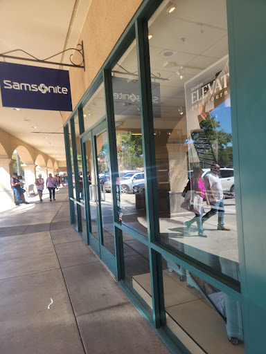 Shopping Mall «Camarillo Premium Outlets», reviews and photos, 740 E Ventura Blvd, Camarillo, CA 93010, USA