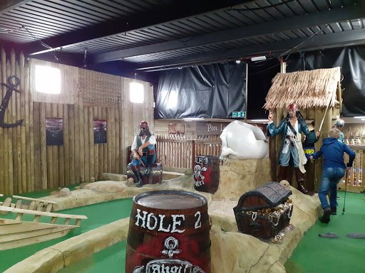 Indoor mini golf Northampton