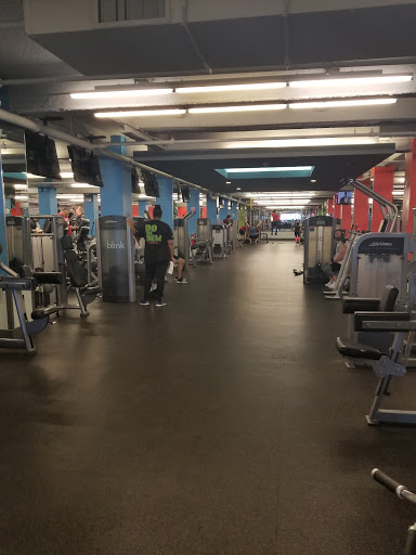 Gym «Blink Fitness Yonkers», reviews and photos, 8000 Mall Walk, Yonkers, NY 10704, USA