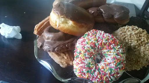 Dad's Donuts & Bakery