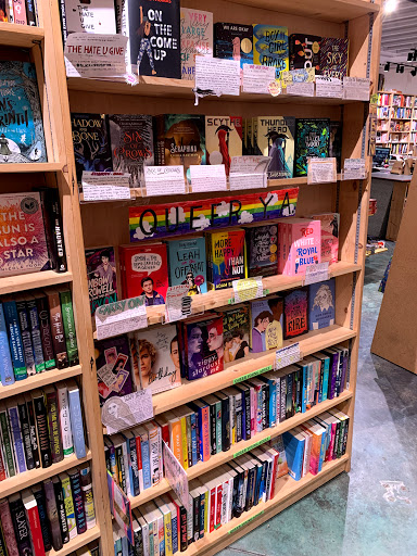 Store «Green Apple Books on the Park», reviews and photos, 1231 9th Ave, San Francisco, CA 94122, USA