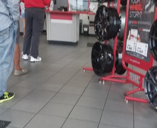 Tire Shop «Discount Tire Store - Plano, TX», reviews and photos, 8700 Ohio Dr, Plano, TX 75024, USA