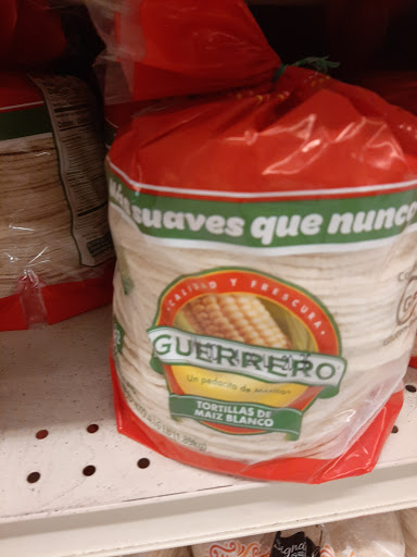 Grocery Store «Safeway», reviews and photos, 2836 Pacific Ave, Forest Grove, OR 97116, USA